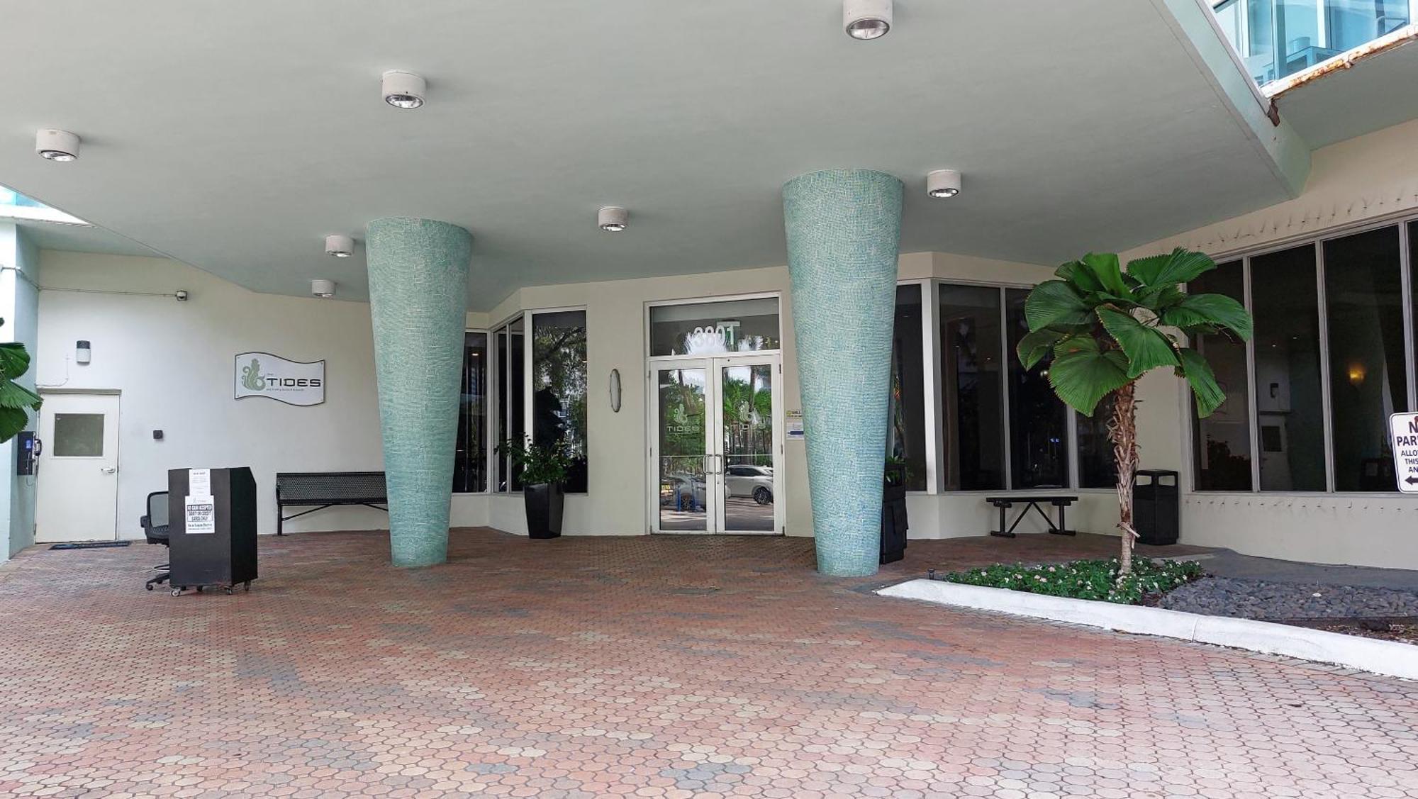 The Tides-1 Bedroom Apartment Ground Floor Hollywood Exteriör bild