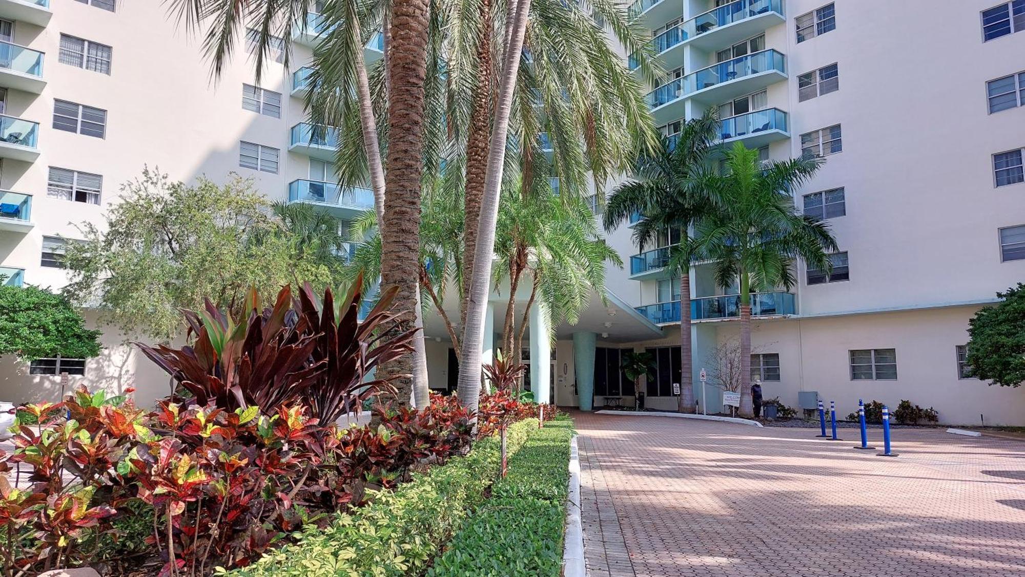 The Tides-1 Bedroom Apartment Ground Floor Hollywood Exteriör bild