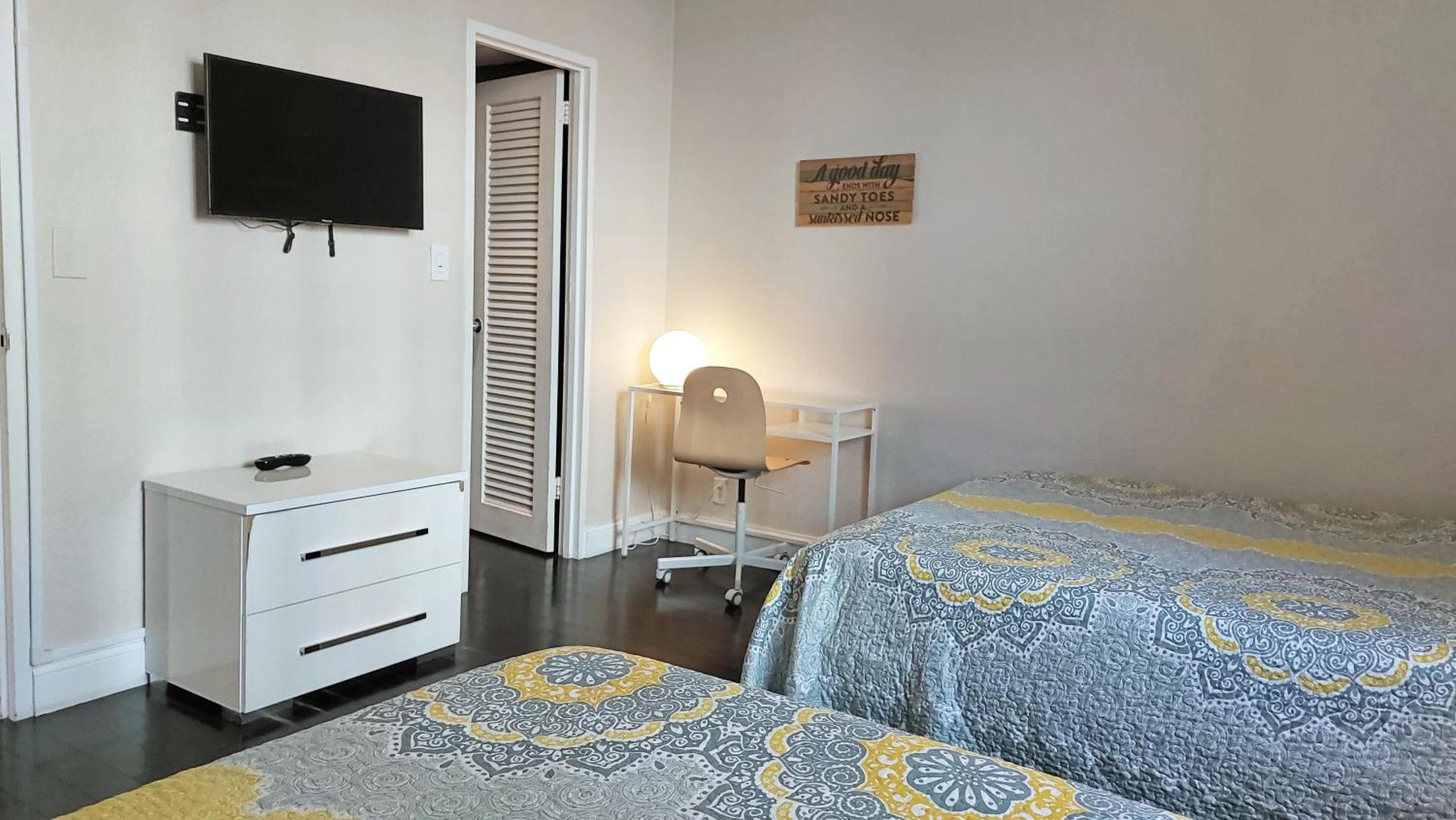 The Tides-1 Bedroom Apartment Ground Floor Hollywood Exteriör bild