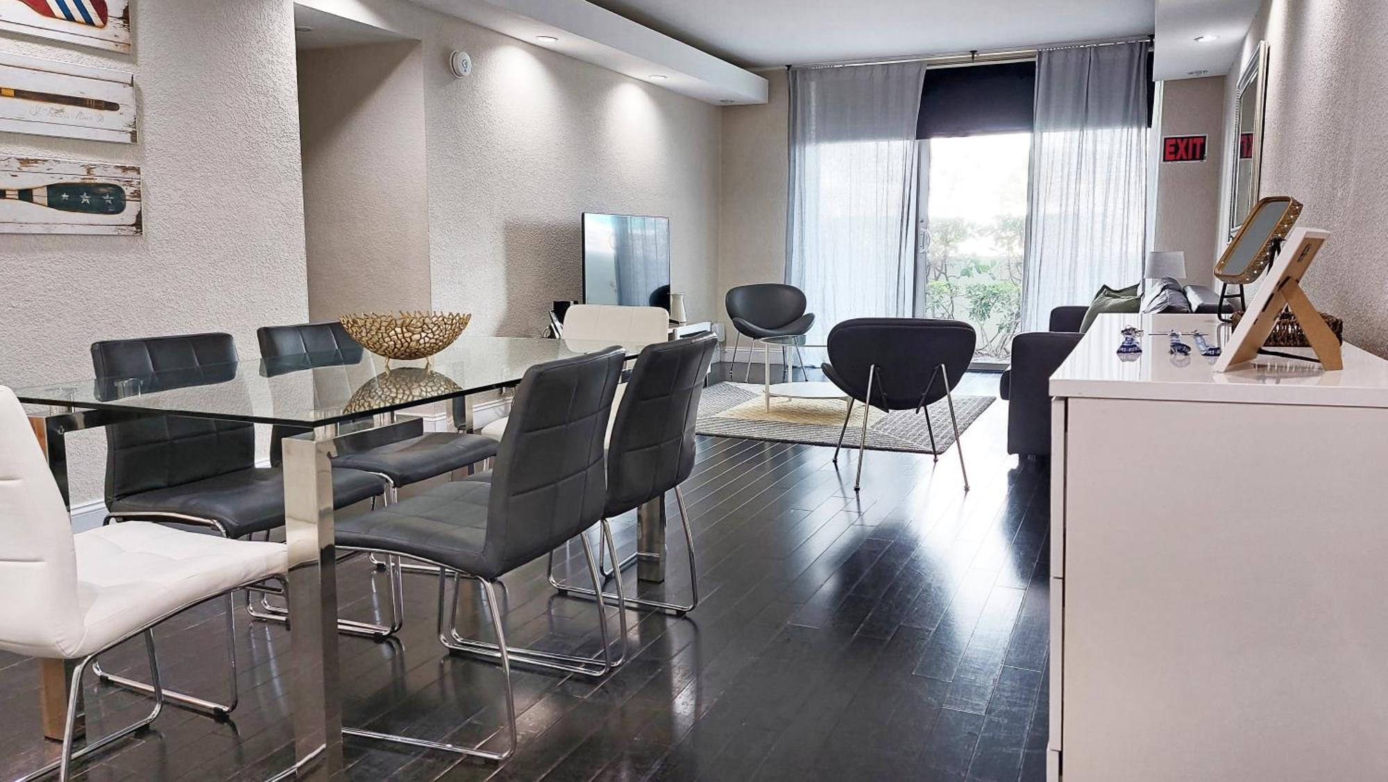 The Tides-1 Bedroom Apartment Ground Floor Hollywood Exteriör bild